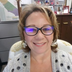 Meet your Posher, Joyce